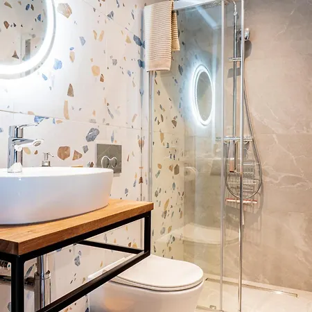 Aruka - Bardzo Blisko Plazy Władysławowo