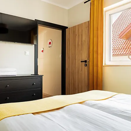 Guest house Aruka - Bardzo Blisko Plazy 4*