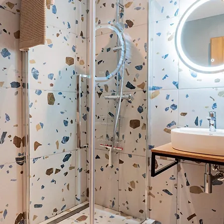 Aruka - Bardzo Blisko Plazy Władysławowo