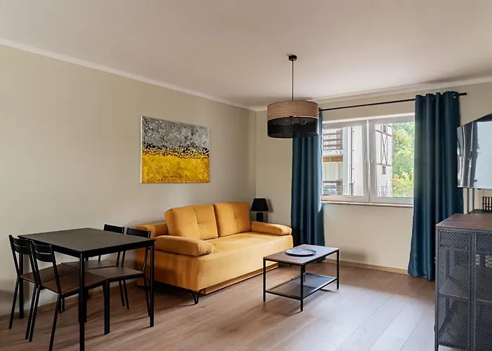 Aruka - Bardzo Blisko Plazy 招待所 4*