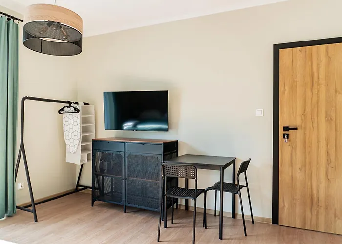 Aruka - Bardzo Blisko Plazy 招待所 4*