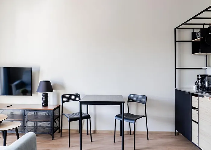 Aruka - Bardzo Blisko Plazy 招待所 4*